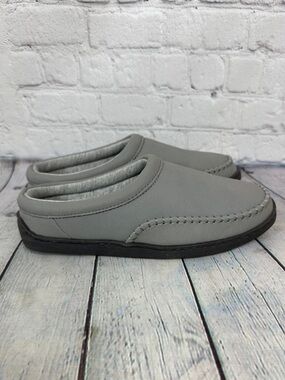 MyPillow MySlippers women's slip-on slippers size 8